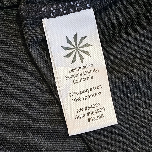 Athleta Pacifica UPF Black Sleeveless Tank - Picture 10 of 10